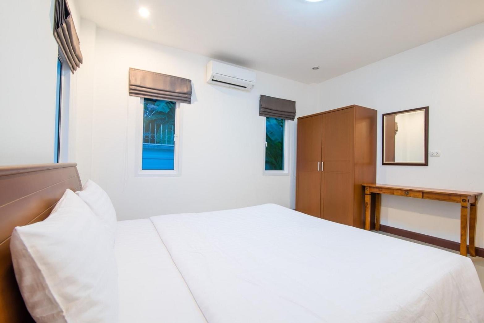The Legacy Huahin Pool Villa Екстериор снимка
