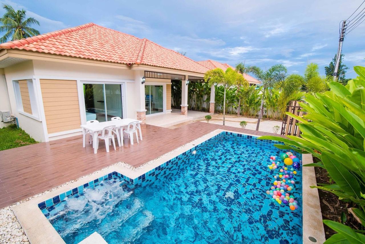 The Legacy Huahin Pool Villa Екстериор снимка